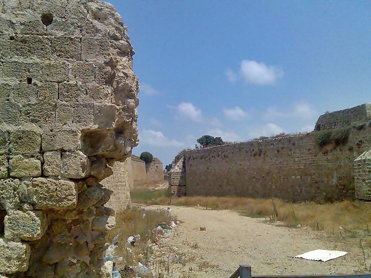 Photo of the dry moat on the eastern side of the old city of Acre.