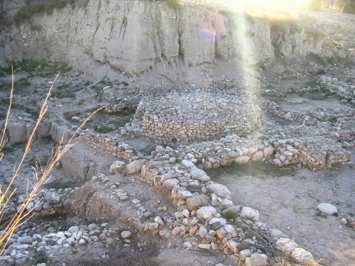 The round Altar in Megiddo (32-29 C BC).