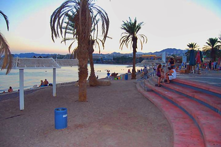 Eilat - the beach boardwalk