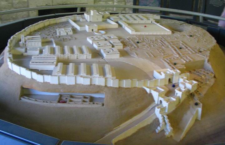 Model of Megiddo in the Israelite period.