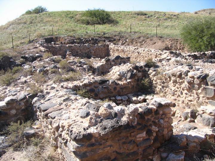 View of the excavations on the eastern slopes of Tell Kinnaroth.