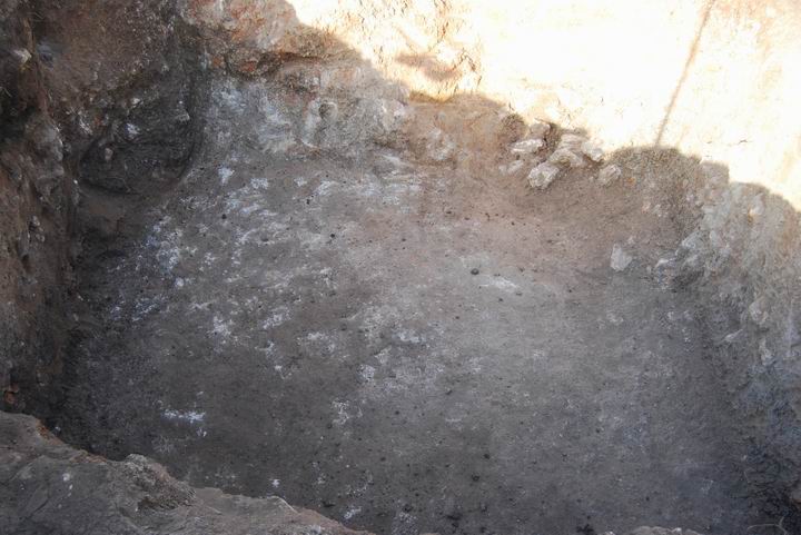 Tell Zavat: Ancient road found?