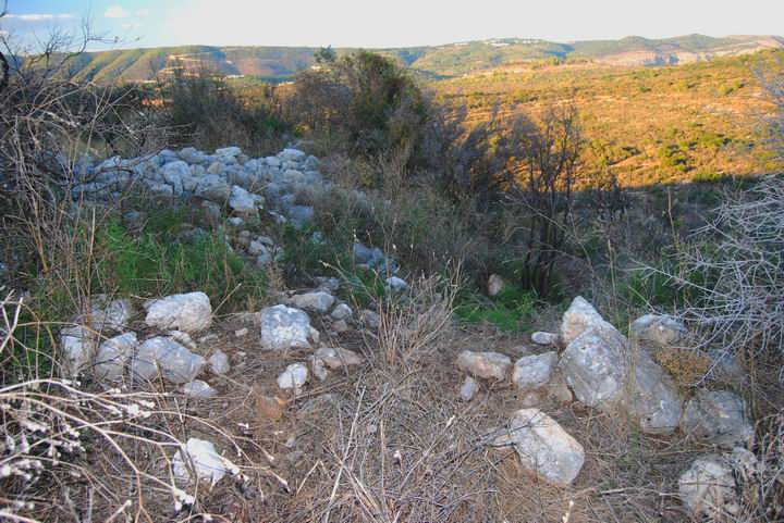 Tell Avdon: Eastern wall