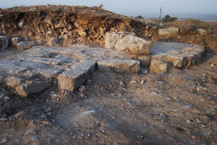 Habonim Byzantine church: southern and central apse