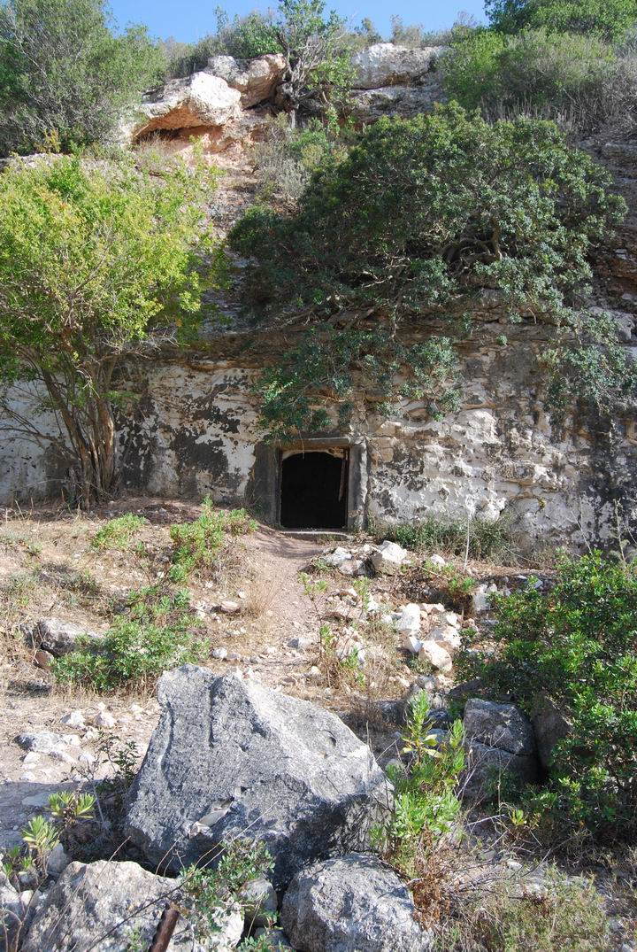 Siah Brook: caves of hermits