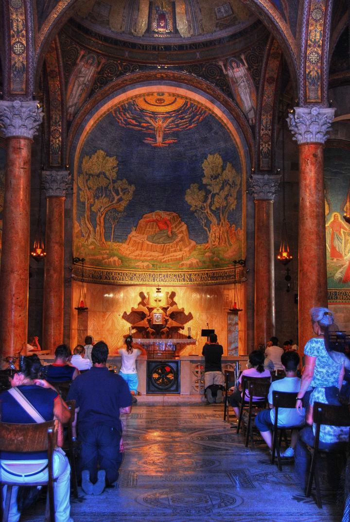 Basilica of Agony: main altar