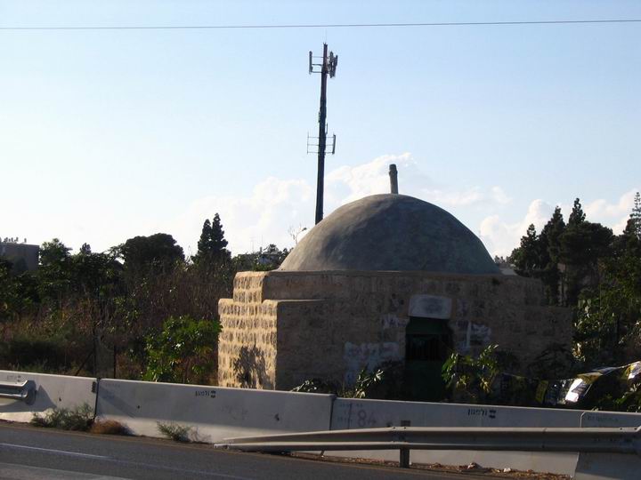 Neby Sawarka, across the road to the Tomb of Benjamin.