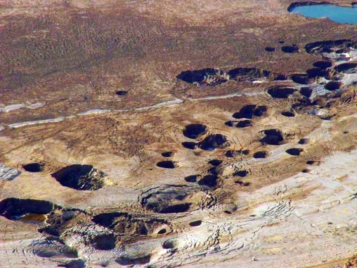 Dead sea sinkholes