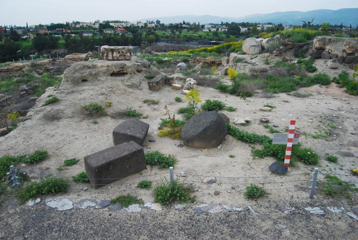 Tell Beit She'an: view towards south-east