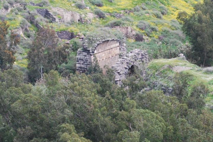 Tell Beit She'an: Roman bridge