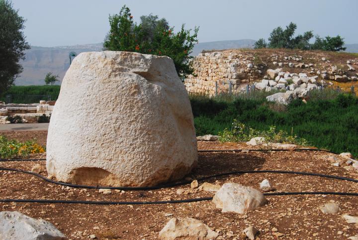 Hurvat Kav - the garden - view from the south