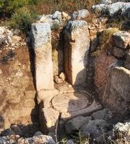 Kh. Beza - Roman village on south side of Hilazon creek - oil press