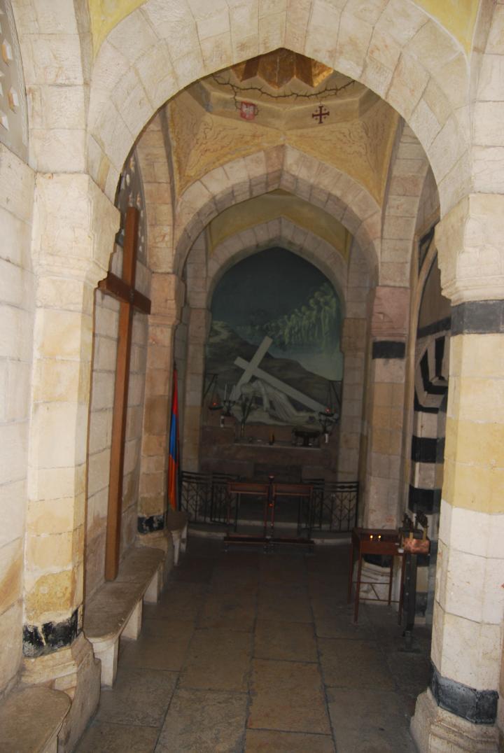 Entrance hall in the 3rd station