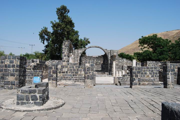 Atrium of Kursi, 5-6ThC AD church.