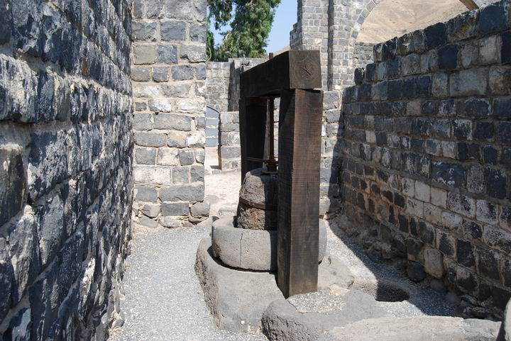 Oil press in Kursi