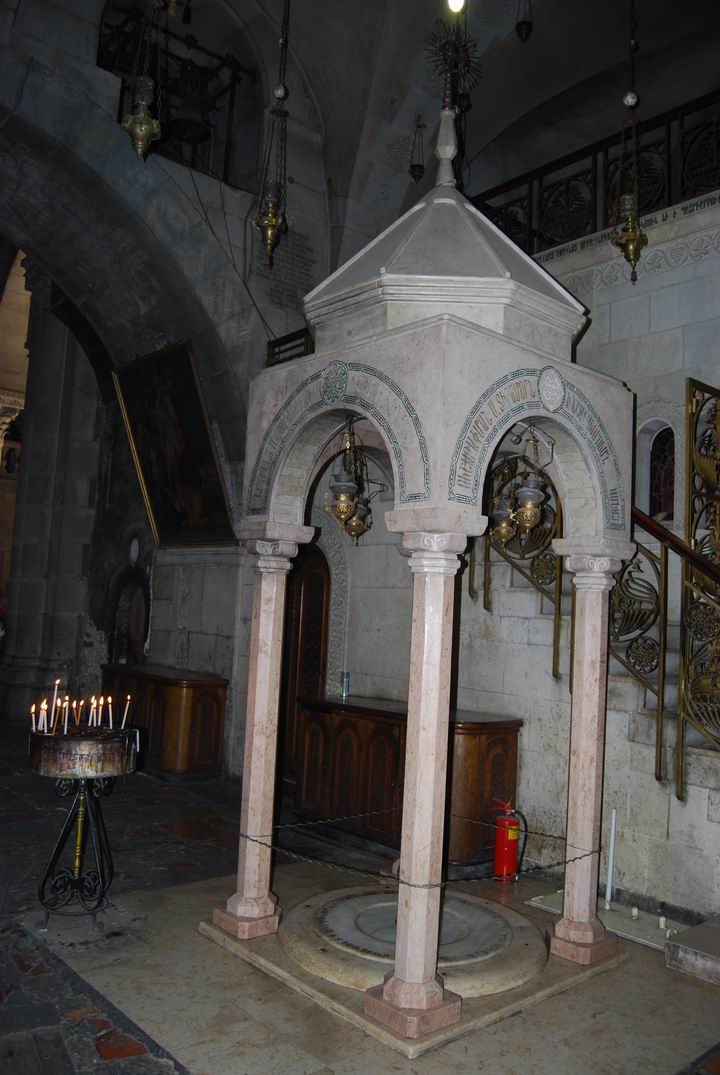 Armenian chapel south to Jesus Tomb.