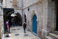 Via Dolorosa - station 6