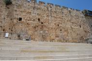 Hulda gates and monumantal steps that led to the temple on the south-east side.