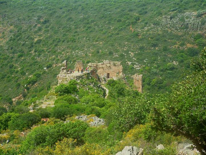 The western side of the Monfort castle - view from the east.